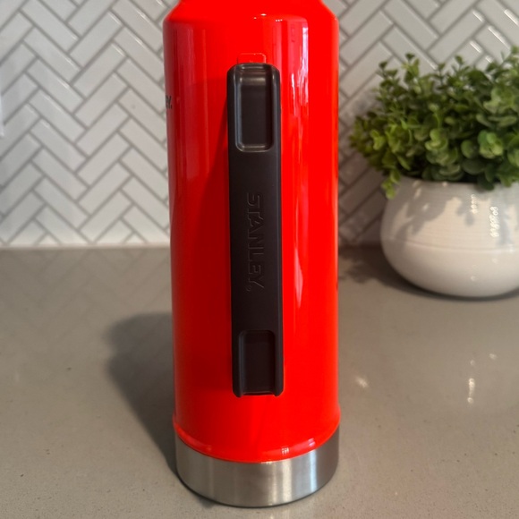 NEW Stanley Legendary Classic Bottle - Picture 4 of 9